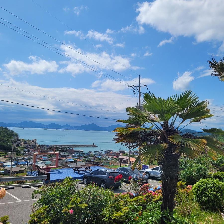 Soulmate Pension Namhae Exterior photo